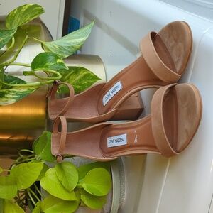 Steven Madden IRENEE TAN NUBUCK size 8 new